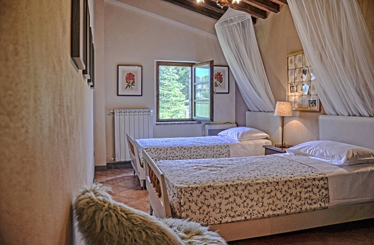 Agriturismo Piettorri Casole dʼElsa Dış mekan fotoğraf